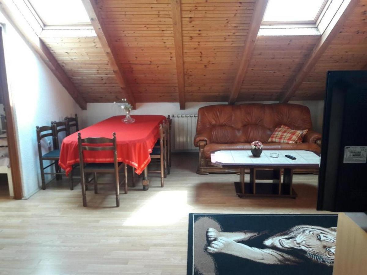 Apartman Opg Balja Garesnica Eksteriør billede