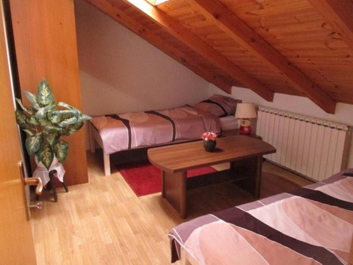 Apartman Opg Balja Garesnica Eksteriør billede